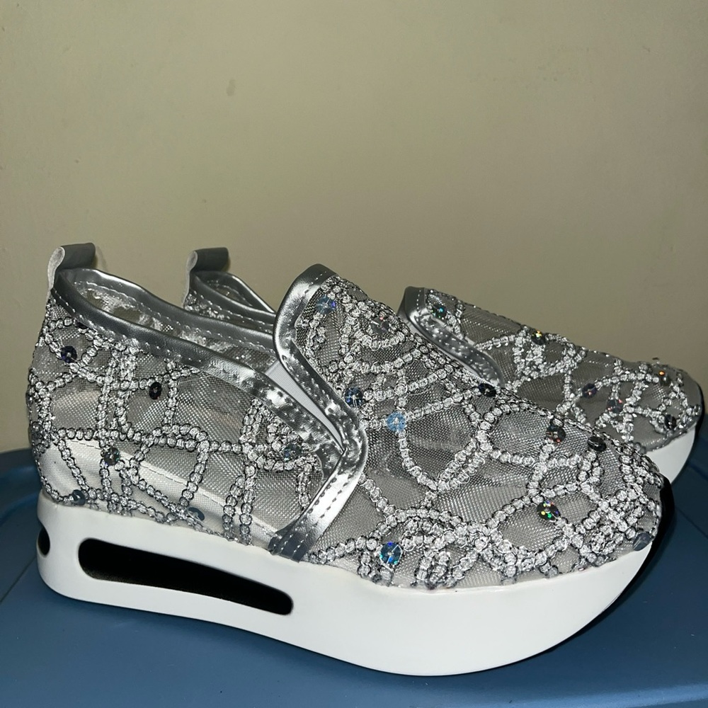 Women’s Fashion Breathable Mesh Wedge Sneakers Silver Metallic Sz 5.5
